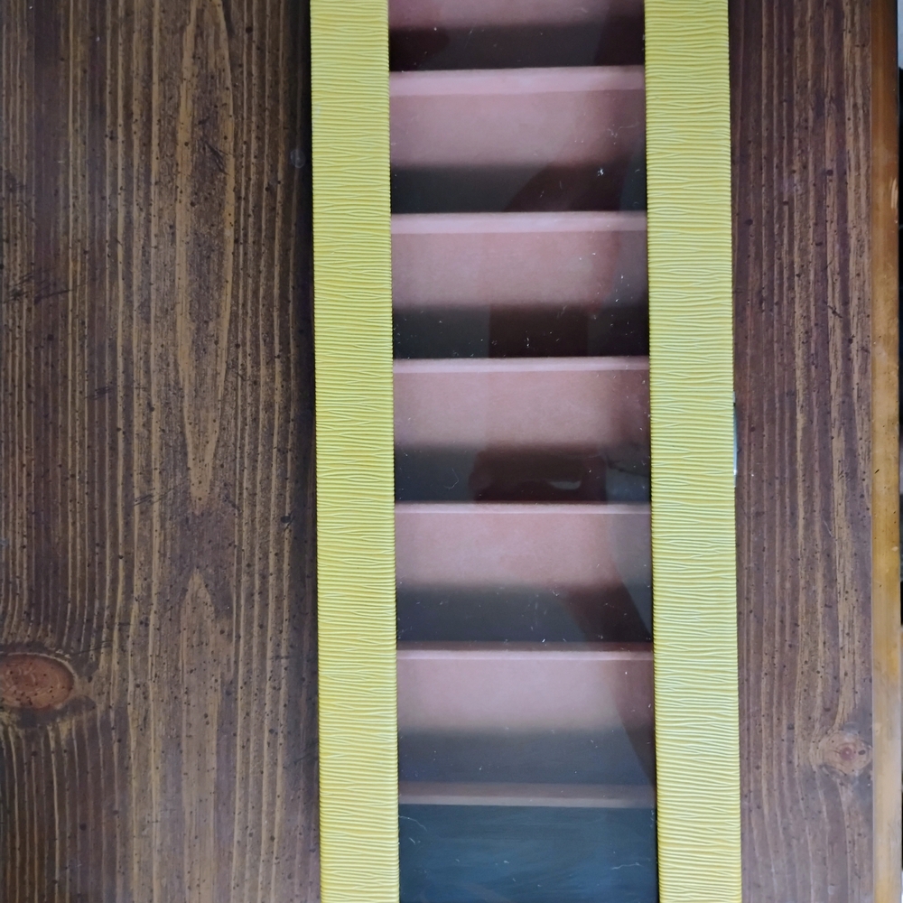 Sunglass/Eyewear Organizer & Storage Box. Holds 7 Pair In Soft Fleece Safety.